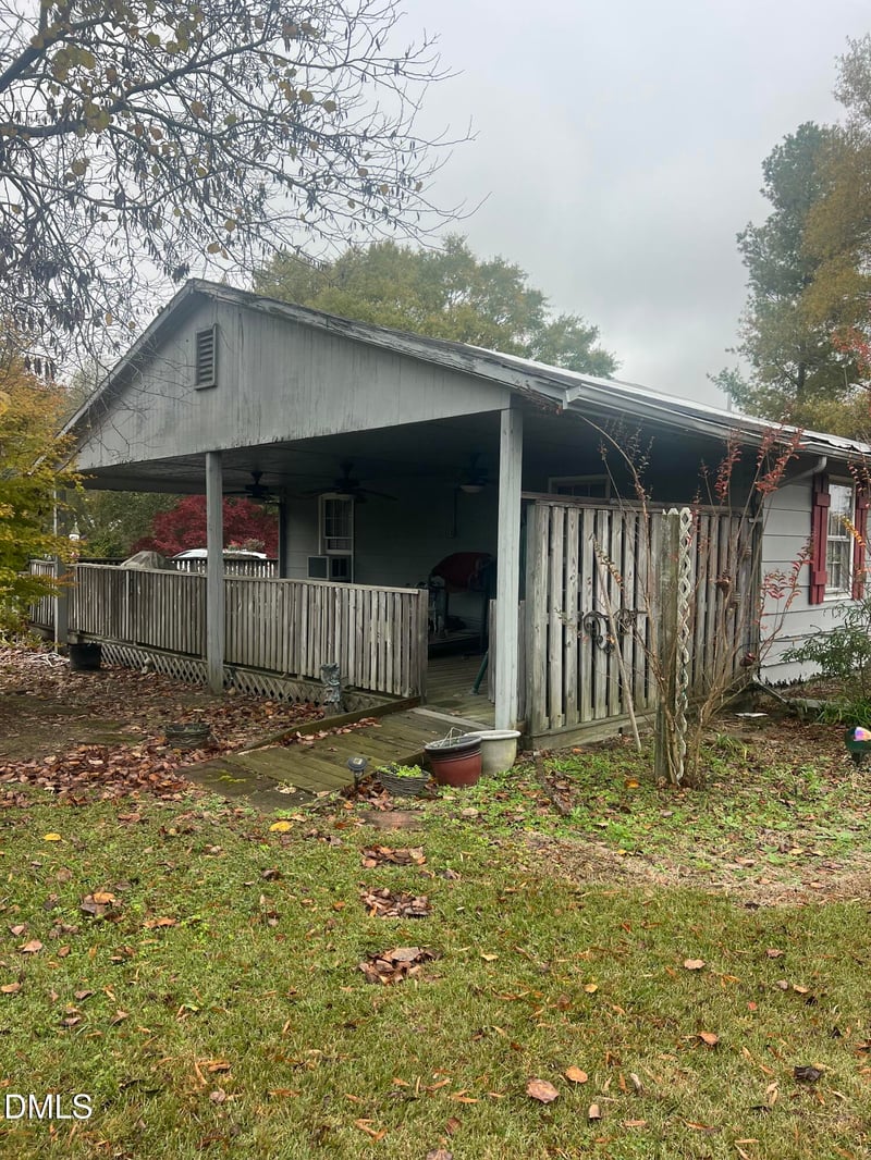 4688 Christian Light Rd, Fuquay Varina, NC 27526