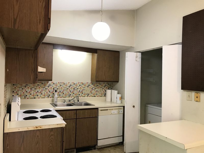 47 Bell Cir #A & B, Chapel Hill, NC 27516