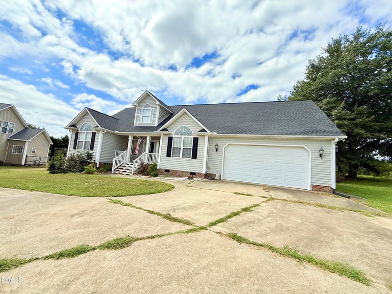 47 Billet Ct, Benson, NC 27504