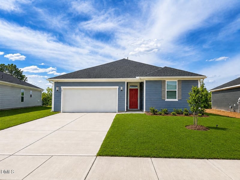 47 Chestnut Oak Ln, Lillington, NC 27546