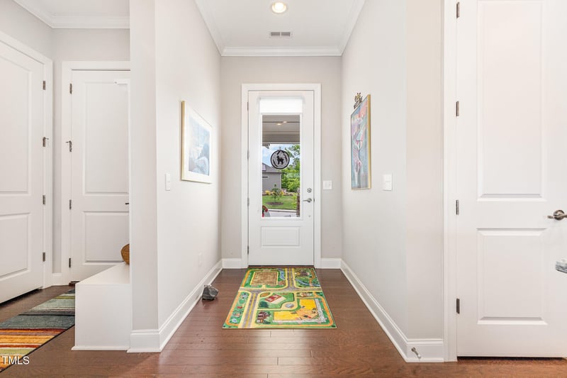 47 Coventry Ln, Chapel Hill, NC 27516