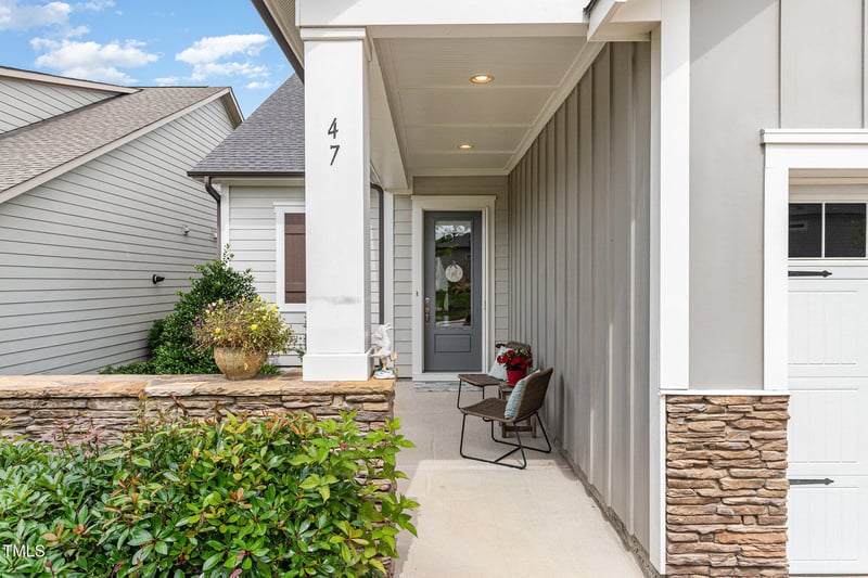 47 Coventry Ln, Chapel Hill, NC 27516