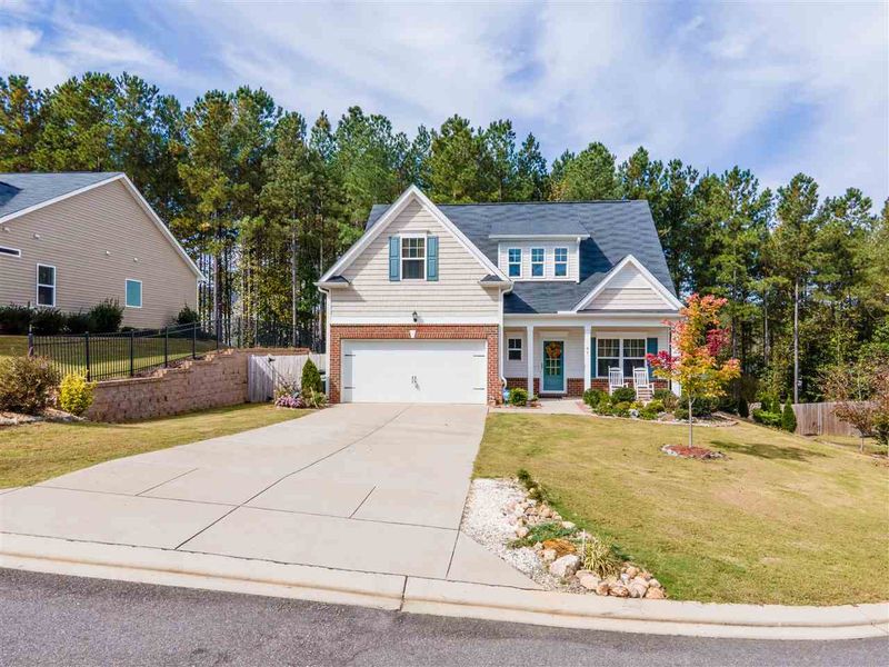 47 Creststone Ct, Clayton, NC 27527