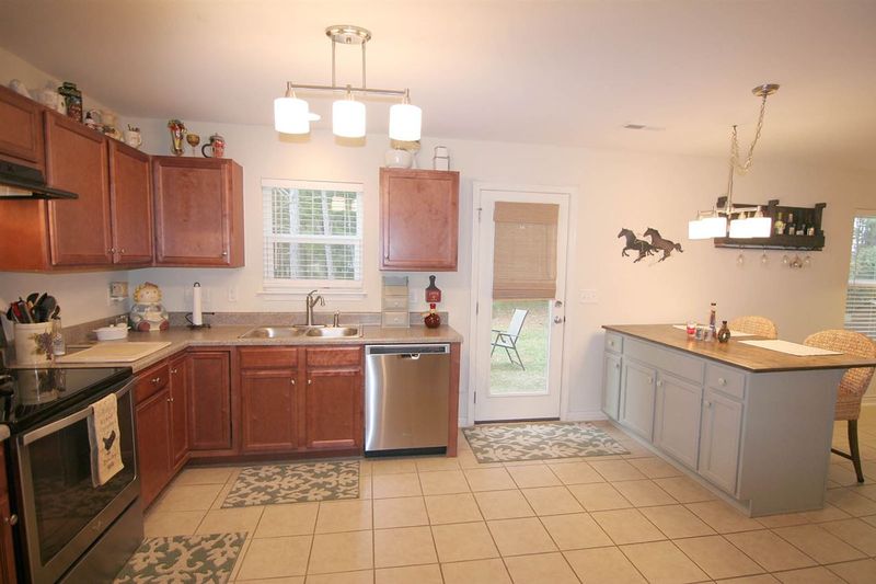 47 Fox Den Ct, Angier, NC 27501