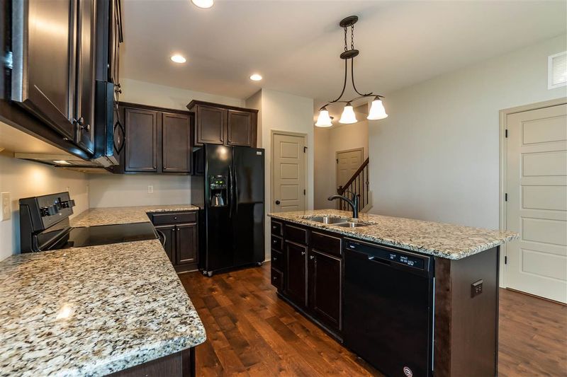47 Golden Gate Pw, Clayton, NC 27520