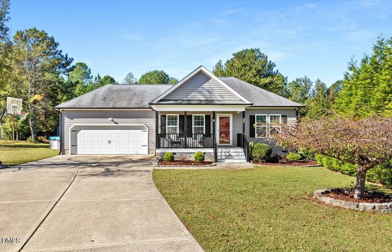 47 Hadleigh Way, Fuquay Varina, NC 27526