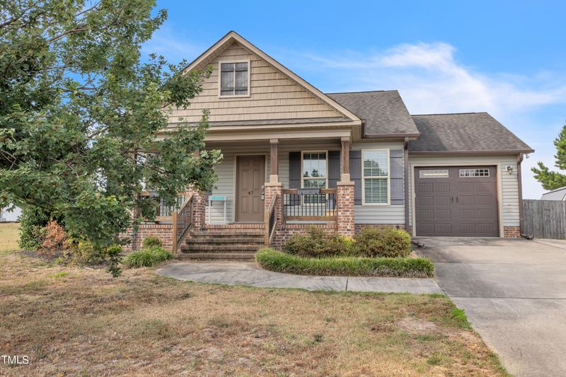 47 Parkers Pointe Dr, Benson, NC 27504