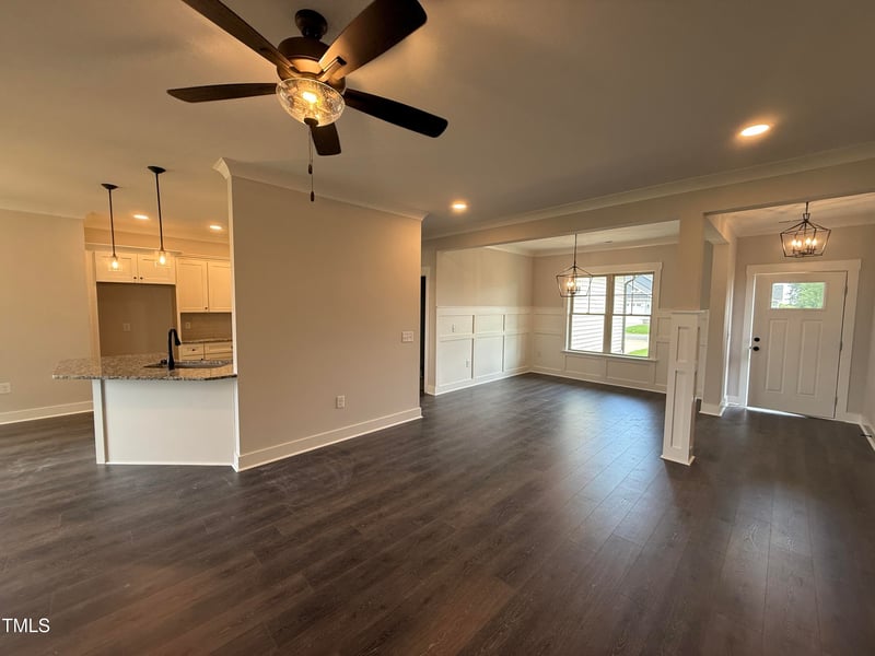 47 Royal Ave, Selma, NC 27576