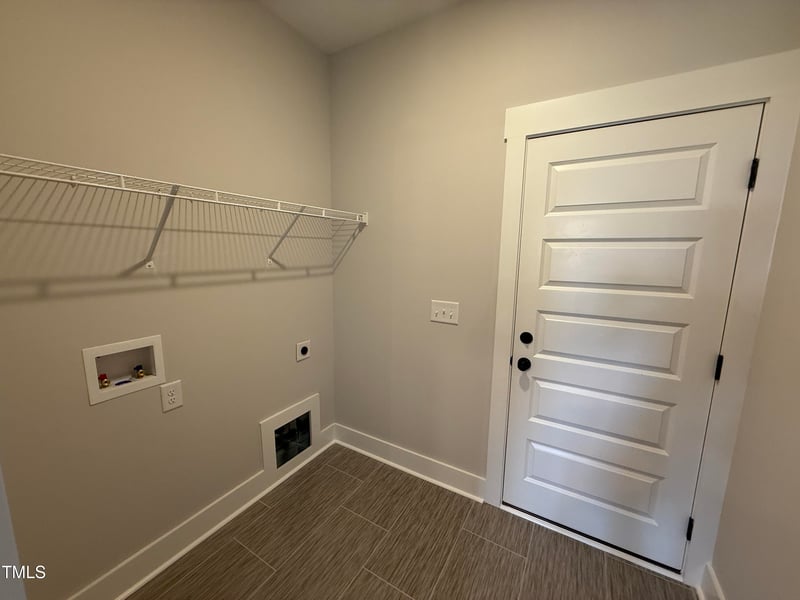 47 Royal Ave, Selma, NC 27576
