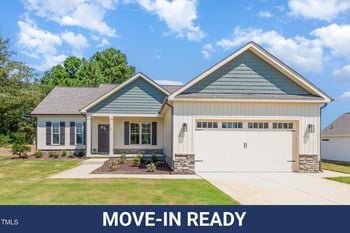 47 Royal Ave, Selma, NC 27576