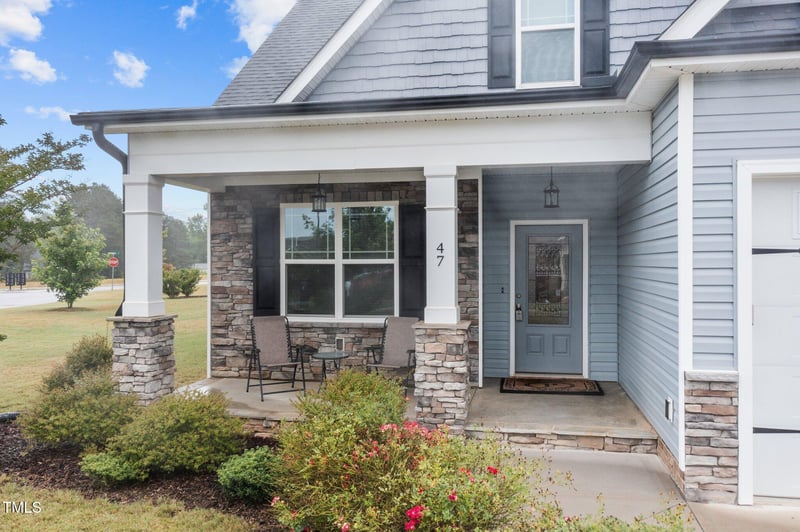 47 Scarlet Bell Dr, Youngsville, NC 27596