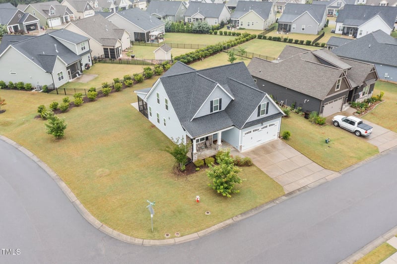 47 Scarlet Bell Dr, Youngsville, NC 27596