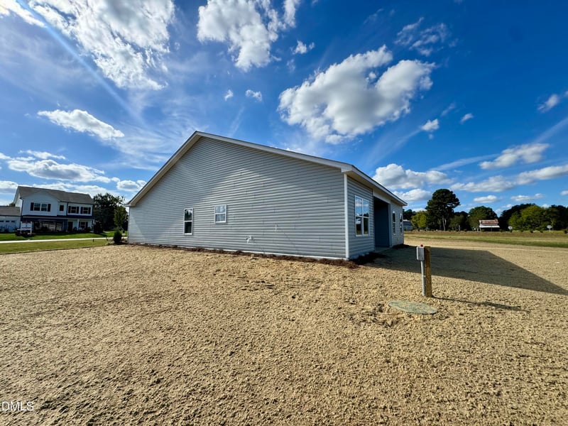 47 Smith Farms Dr, Lillington, NC 27546