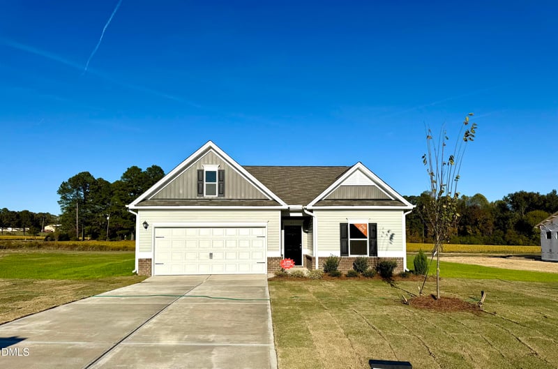 47 Smith Farms Dr, Lillington, NC 27546