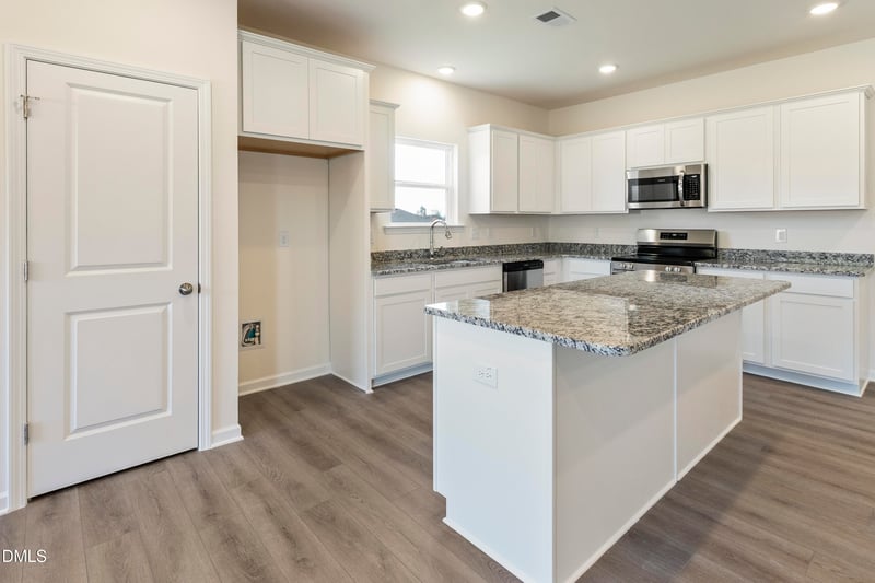 47 Smith Farms Dr, Lillington, NC 27546