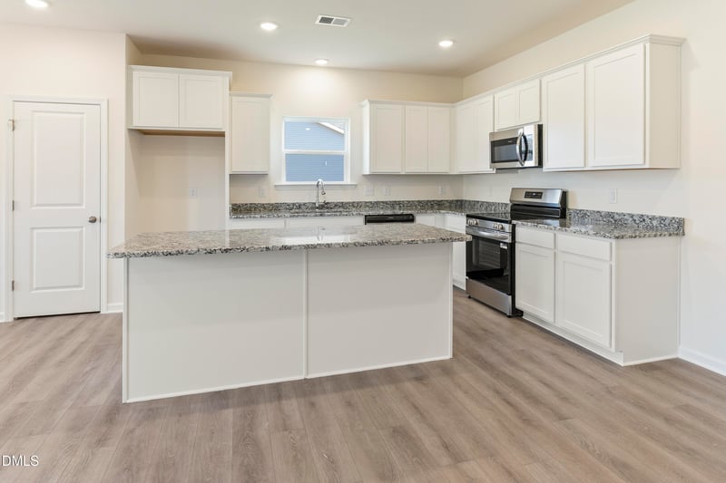 47 Smith Farms Dr, Lillington, NC 27546