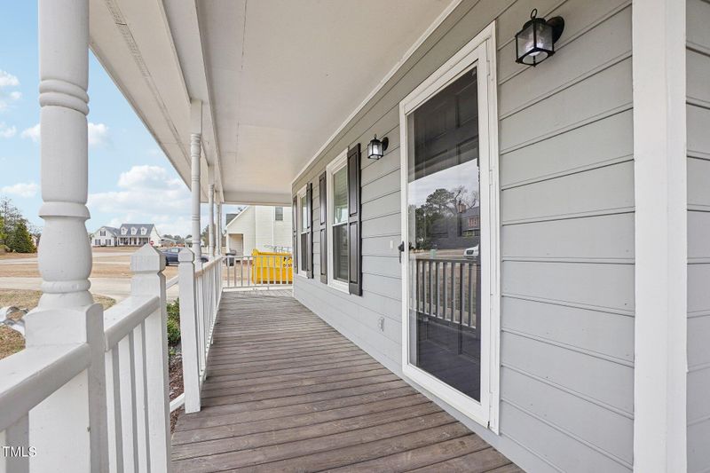 47 Twin Oaks Dr, Angier, NC 27501