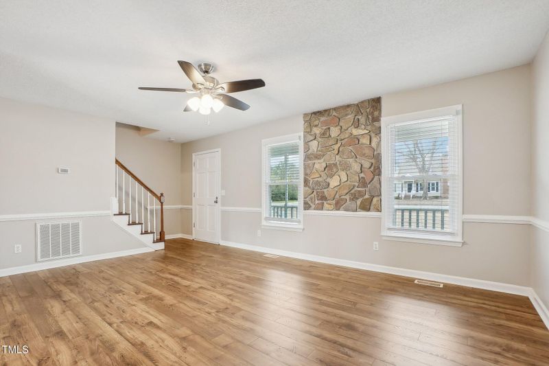 47 Twin Oaks Dr, Angier, NC 27501