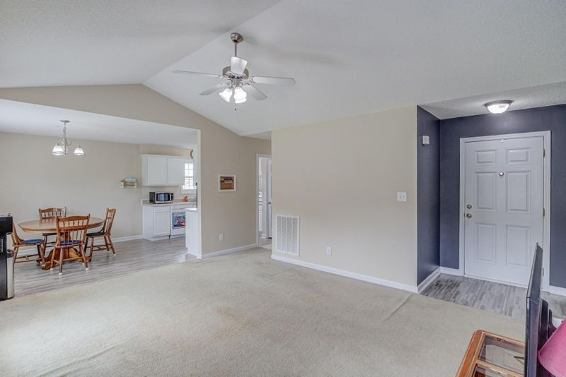 47 Weatherspoon Ln, Smithfield, NC 27577