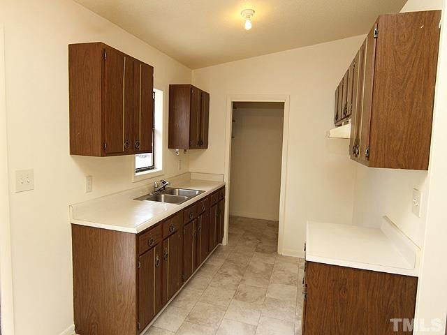 47 White Oak Trl, Chapel Hill, NC 27516