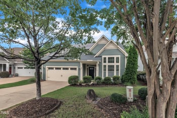 47 White Pine Dr, Clayton, NC 27527