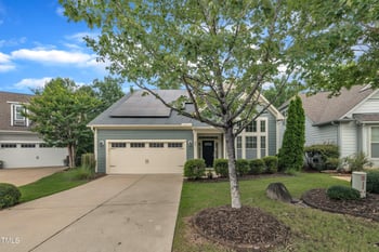 47 White Pine Dr, Clayton, NC 27527