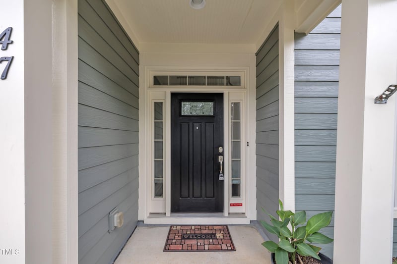 47 White Pine Dr, Clayton, NC 27527