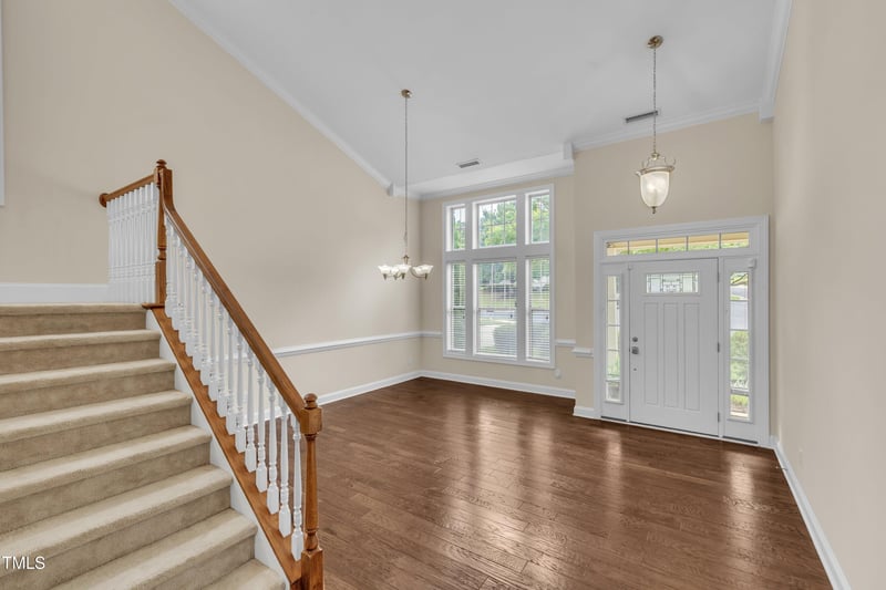 47 White Pine Dr, Clayton, NC 27527