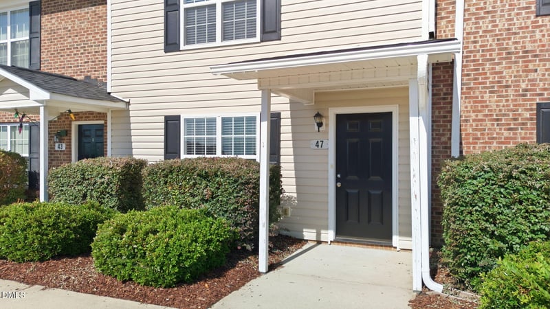 47 Wolf Creek Ln, Lillington, NC 27546