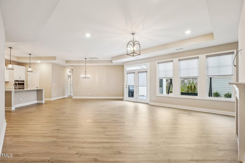 470 Bramble Ln, Clayton, NC 27527