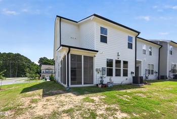 470 Clark Creek Ln, Cary, NC 27519