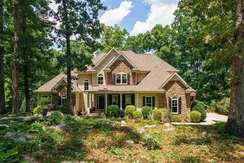 470 Horizon Dr, Pittsboro, NC 27312