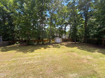 470 Kinsman Ct, Fuquay Varina, NC 27526