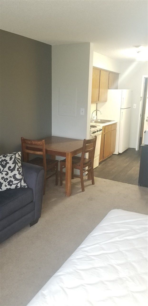 4700 Westgrove St #505, Raleigh, NC 27606