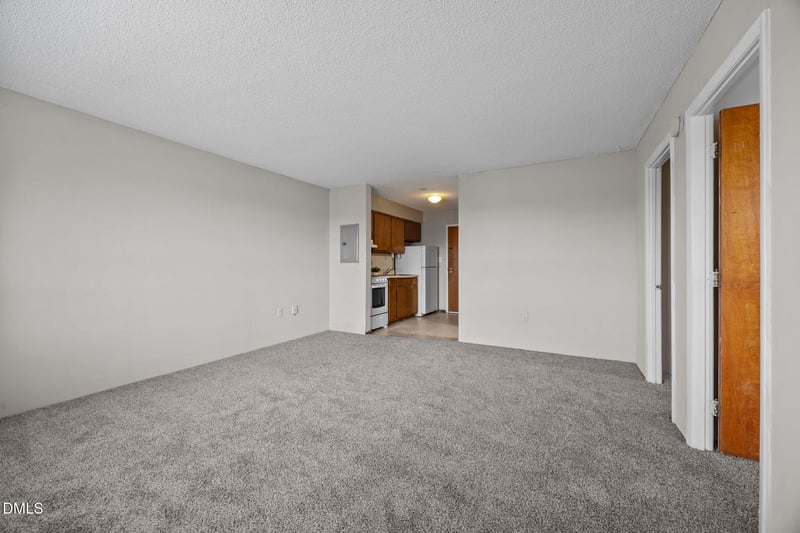 4700 Westgrove St #709, Raleigh, NC 27606