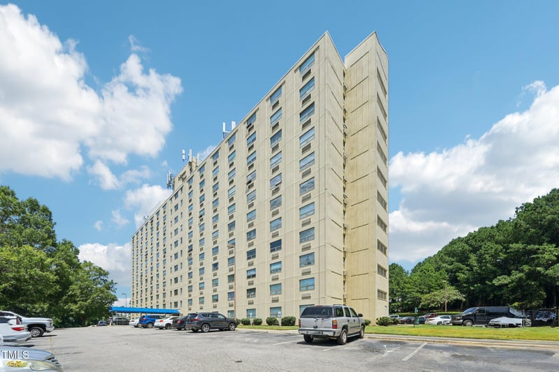 4700 Westgrove St #721, Raleigh, NC 27606