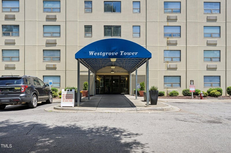 4700 Westgrove St #721, Raleigh, NC 27606
