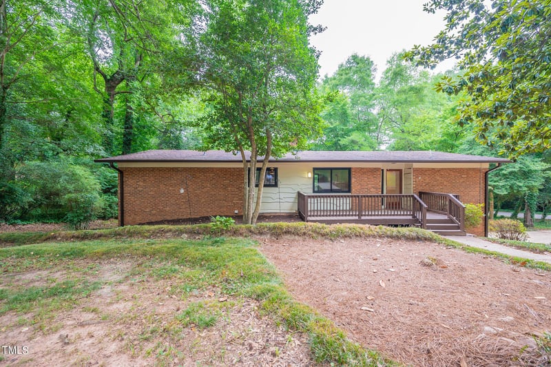 4700 Woodridge Dr, Raleigh, NC 27612