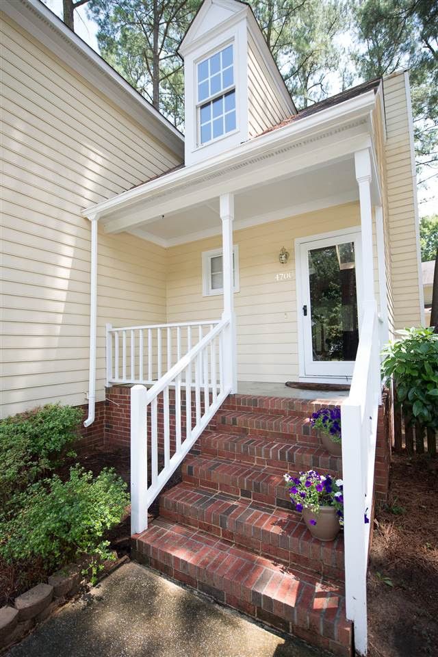 4700 Worthington Ln, Raleigh, NC 27604