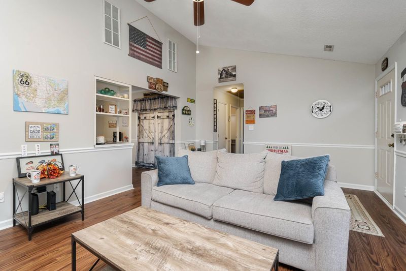 4701 Courtside Pl, Raleigh, NC 27604