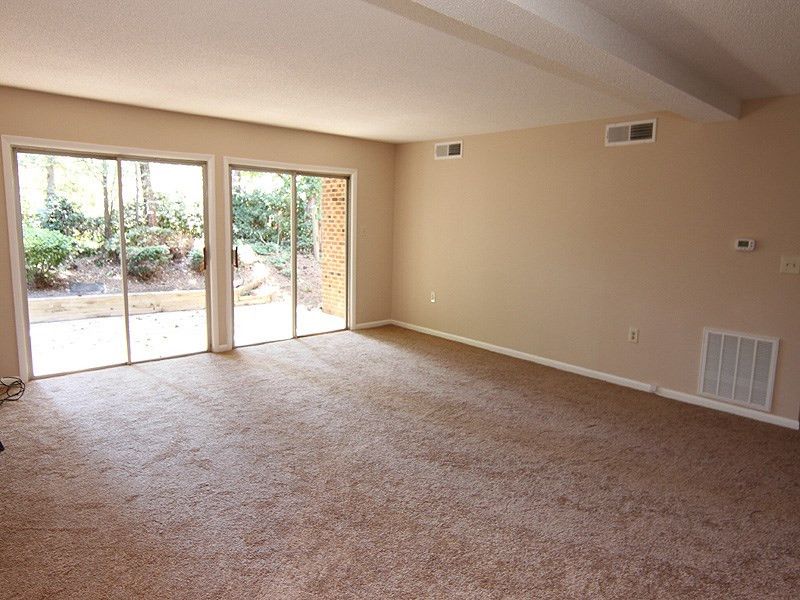 4701 Edwards Mill Rd #C, Raleigh, NC 27612