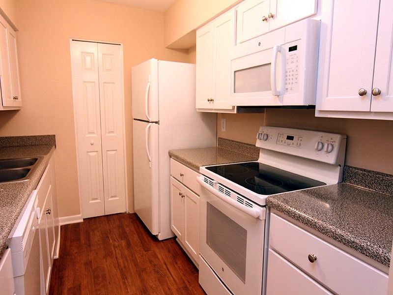 4701 Edwards Mill Rd #C, Raleigh, NC 27612