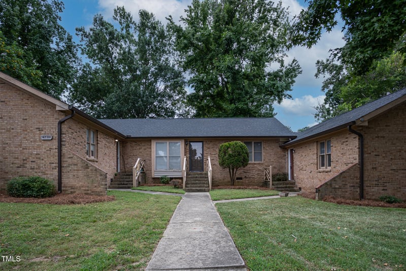 4701 Hollowell Ln, Raleigh, NC 27604