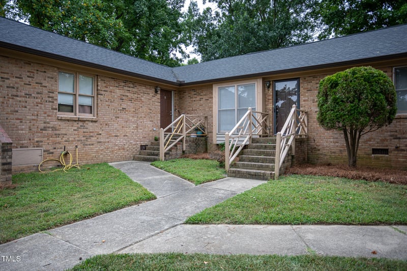 4701 Hollowell Ln, Raleigh, NC 27604