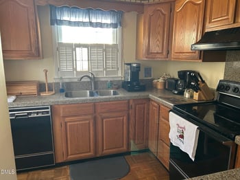 4701 Radcliff Rd, Raleigh, NC 27609