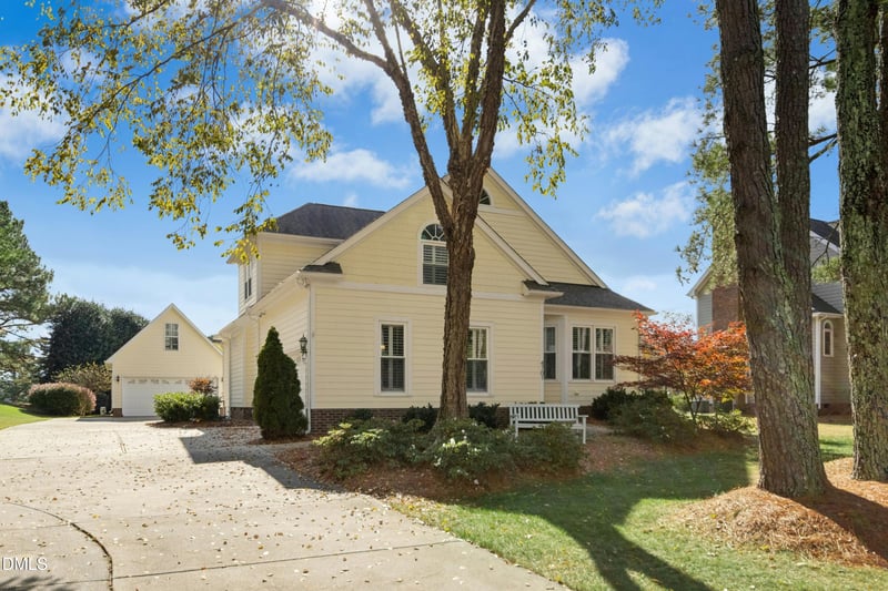 4701 Shady Greens Dr, Fuquay Varina, NC 27526