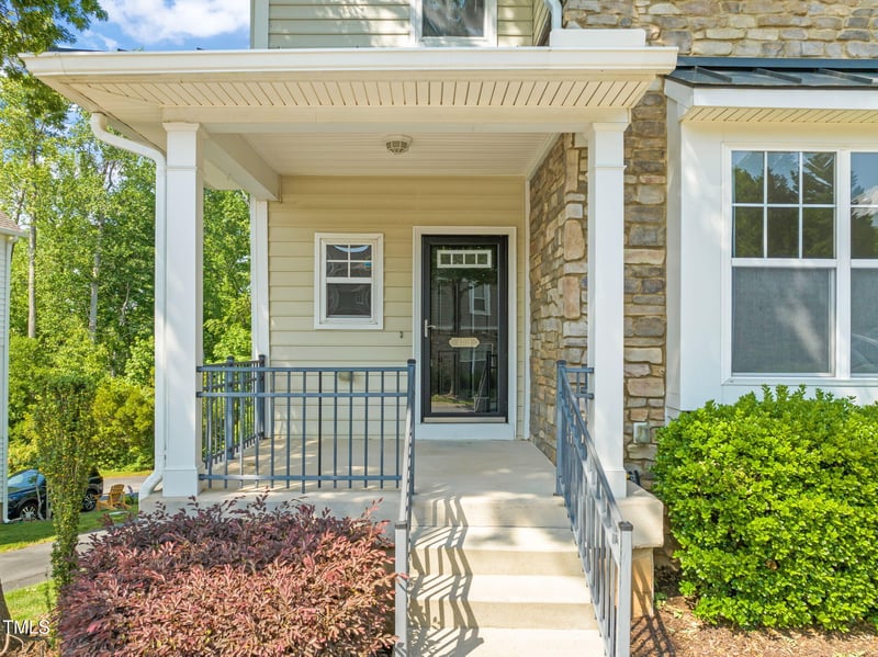 4703 Kings Garden Rd, Raleigh, NC 27612