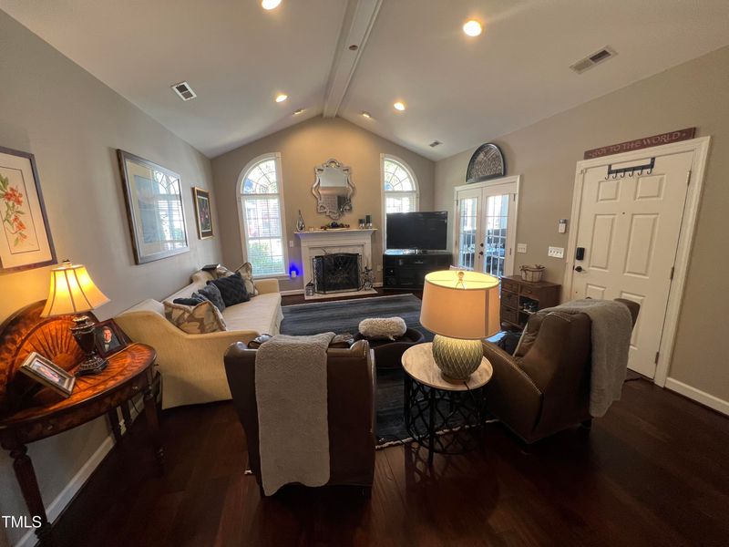 4703 Swanley Ct, Raleigh, NC 27612