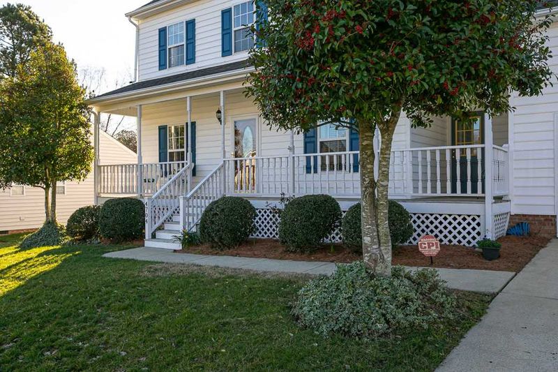 4704 Arbor Chase Dr, Raleigh, NC 27616