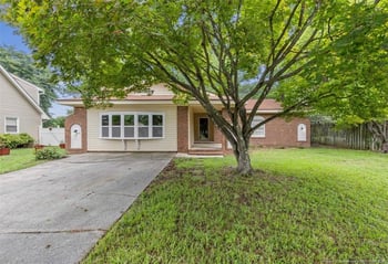 4704 Bent Pine Dr, Fayetteville, NC 28304
